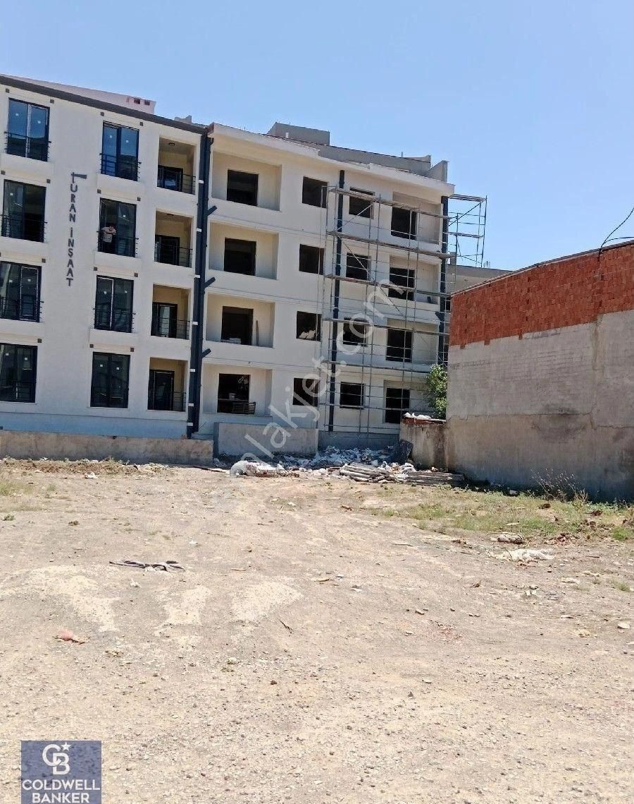 Balıkesir Edremit Kadıköy 'de Firsat 3+1 Arakat Daire