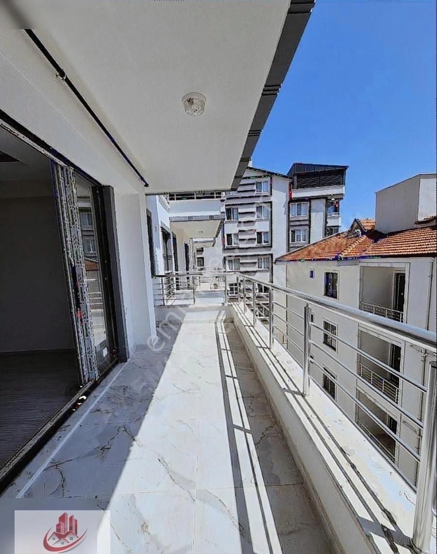 Armutlu İskele Mevkii Yeni Bina Kombi Ve Petekli 2+1 Daire - Görsel 18