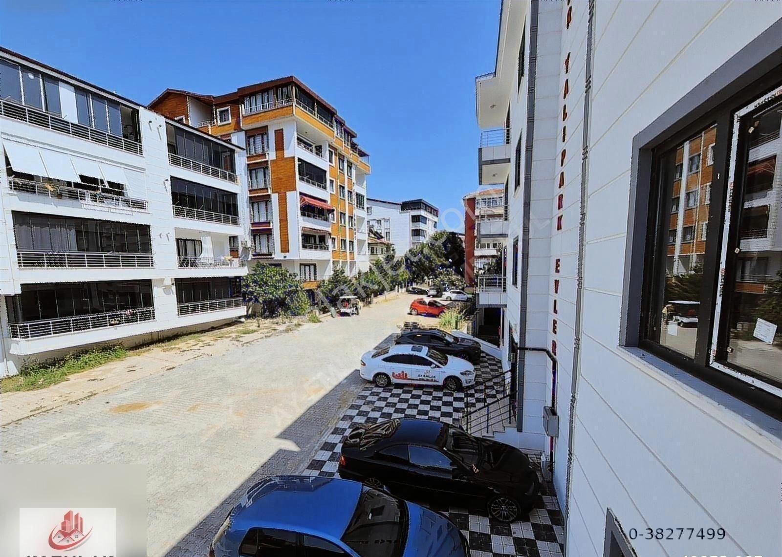 Armutlu İskele Mevkii Yeni Bina Kombi Ve Petekli 2+1 Daire - Görsel 14