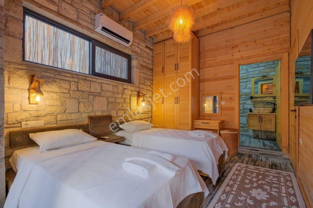 Fethiye Yakacık'da Jakuzili Kiralık 2+1 Havuzlu Villa - Görsel 25