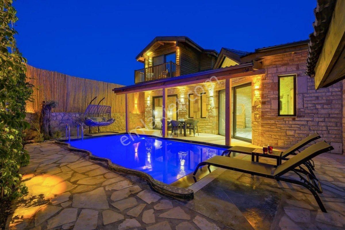 Fethiye Yakacık'da Jakuzili Kiralık 2+1 Havuzlu Villa - Görsel 4