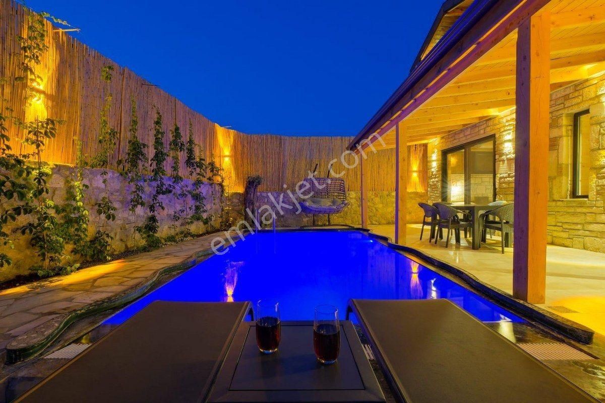 Fethiye Yakacık'da Jakuzili Kiralık 2+1 Havuzlu Villa - Görsel 5