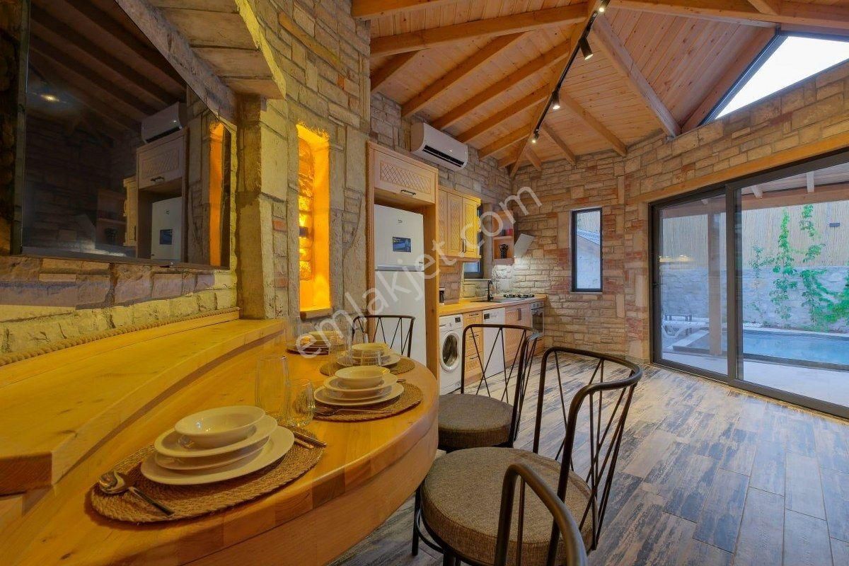 Fethiye Yakacık'da Jakuzili Kiralık 2+1 Havuzlu Villa - Görsel 21