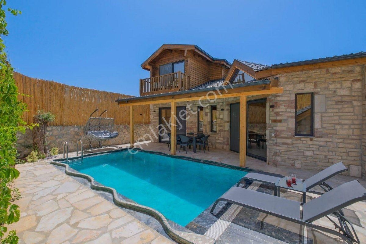 Fethiye Yakacık'da Jakuzili Kiralık 2+1 Havuzlu Villa - Görsel 8