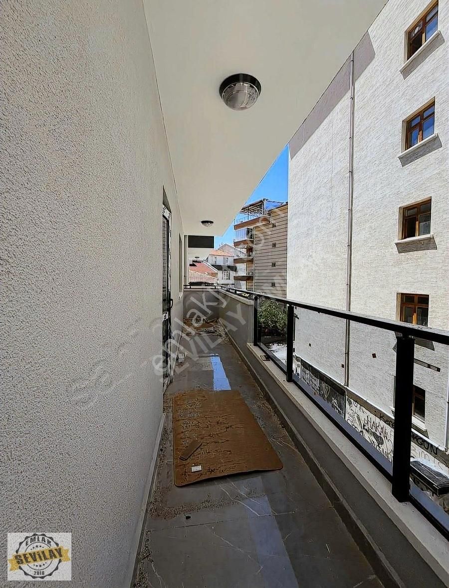 Dutluk Merkezde , Sıfır Binada Üç Cepheli Satılık Daire