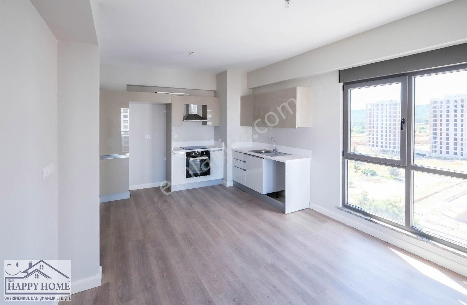 Sur Yapı Antalya'da Satılık Full Eşyalı Kiracılı 1+1 72m2 Daire