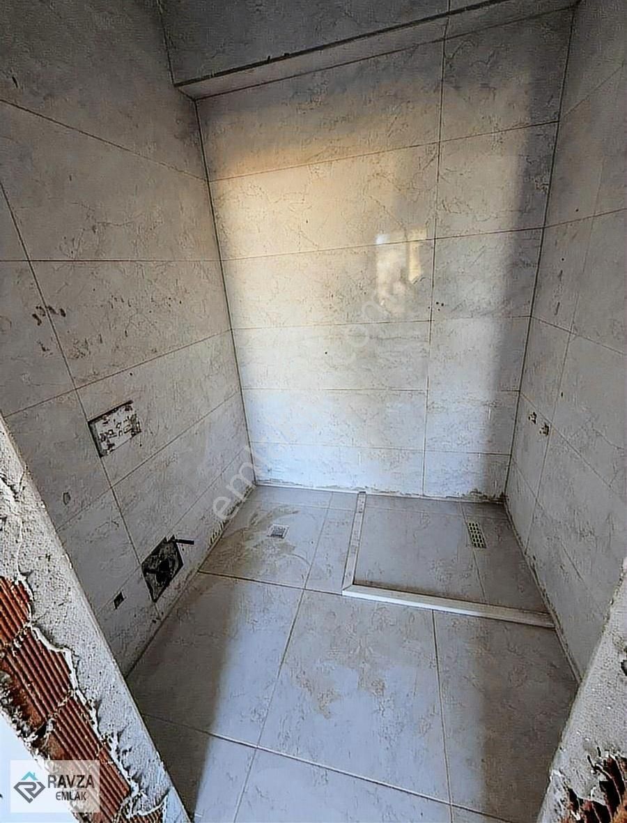 Ravza Emlak'tan Satılık Geniş 2+1 Daire - Görsel 15