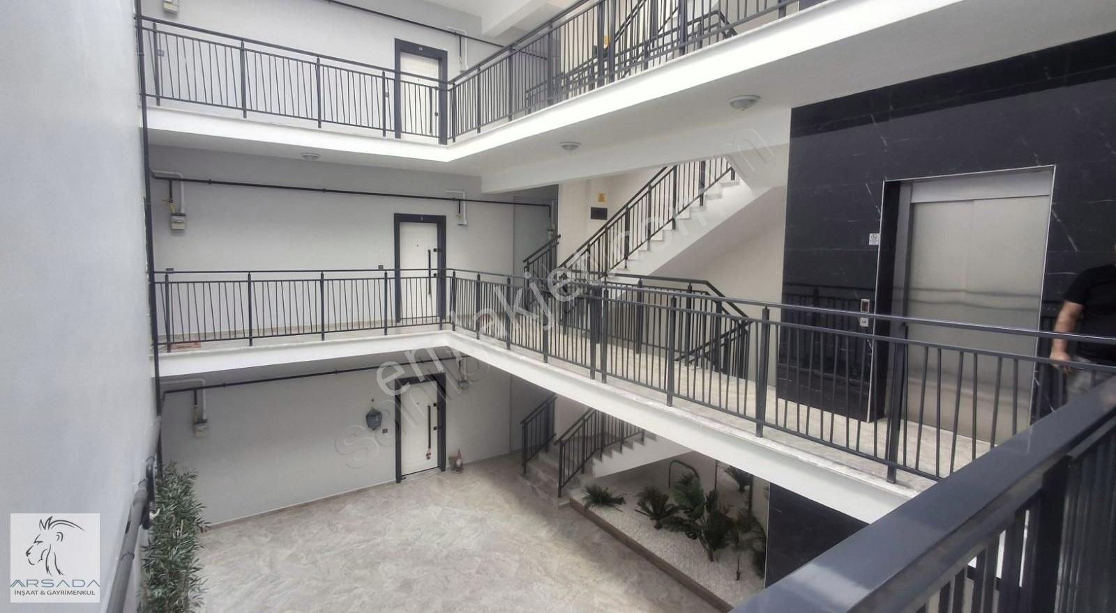 Kuşadası Değirmenderede 2+1 - Görsel 13