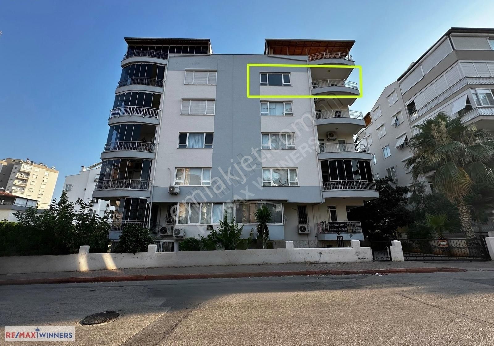 Öğretmenevleri Mahallesinde Merkezi Konumda Kiralık 3+1 Daire