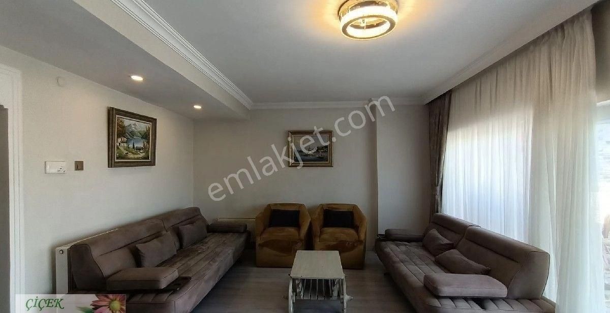 Anıttepe De 2+1 Teras Eşyalı Kombili Kiralık Daire