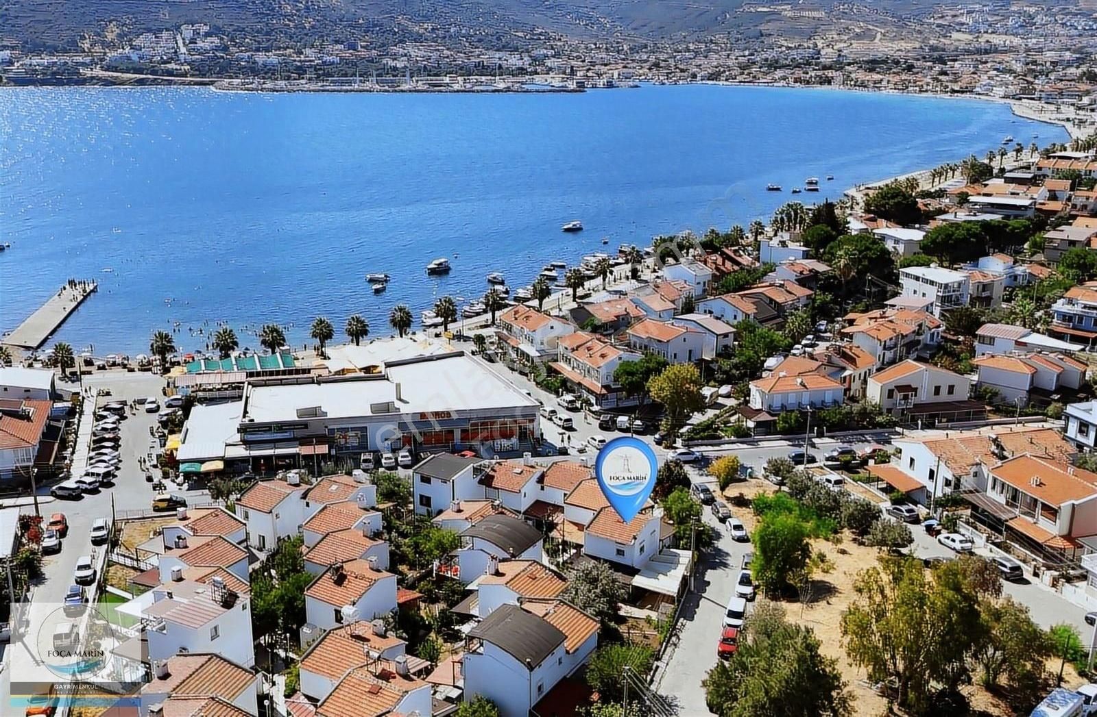 Yenifoça Burunucu'nda Denize 100 Mt Mesafede 3+1 Dubleks Villa