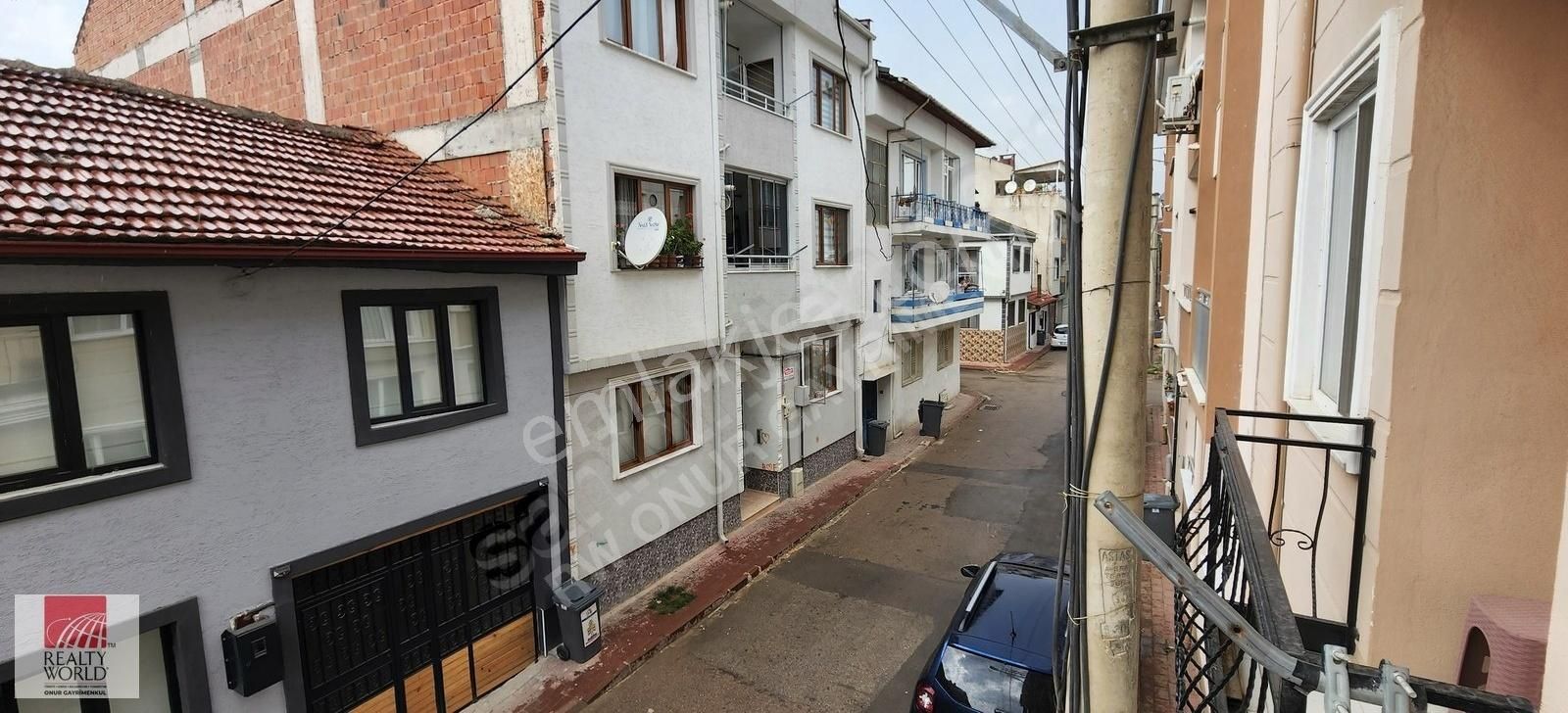 Burak Solmaz'dan Mahmudiye Mah 2+1 Ara Kat 75 M² Kiralık Daire