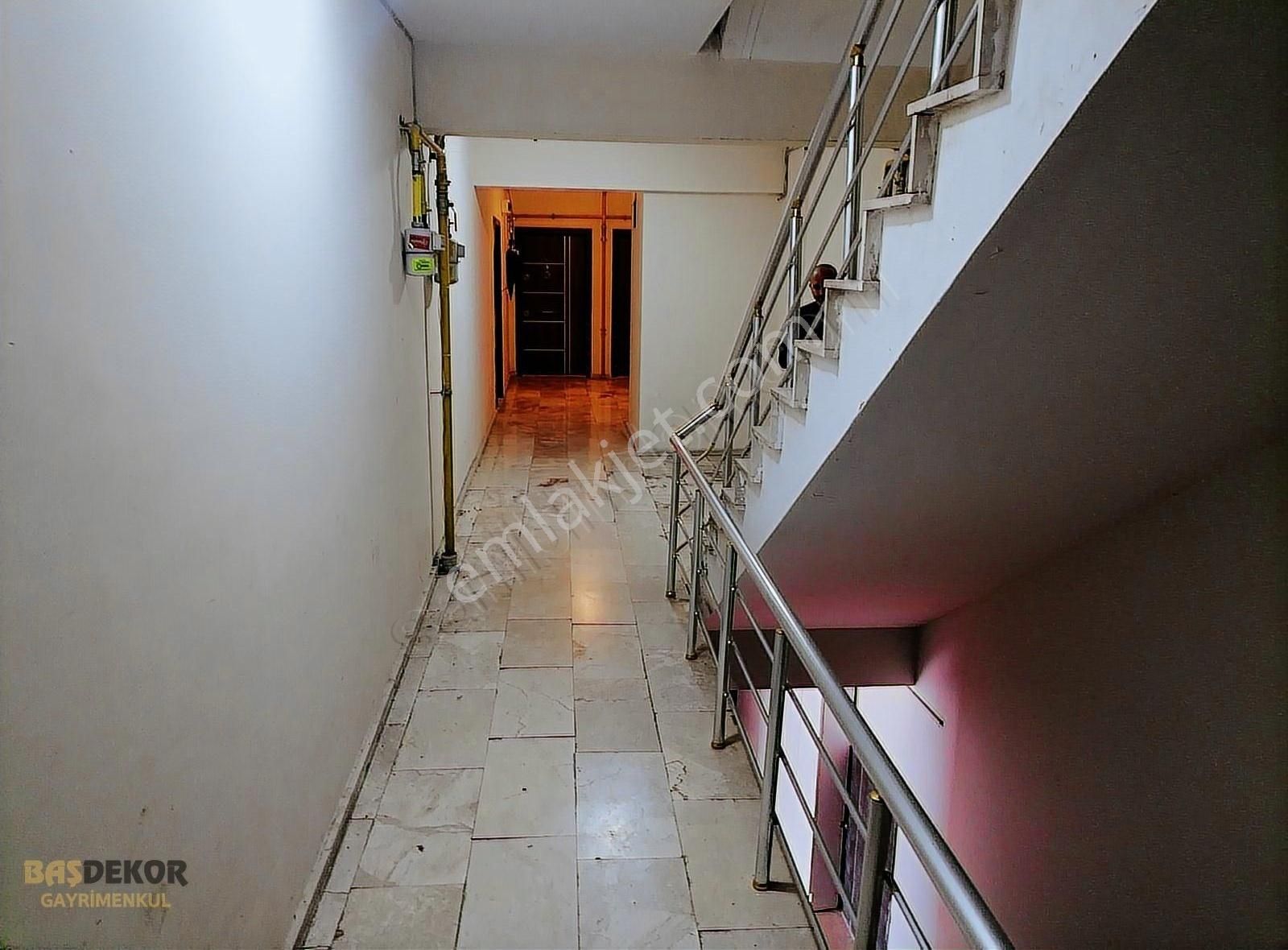 Başdekor Gayrımenkulden Üniversite Yolu Üzeri Satılık 2+1 Apart - Görsel 10