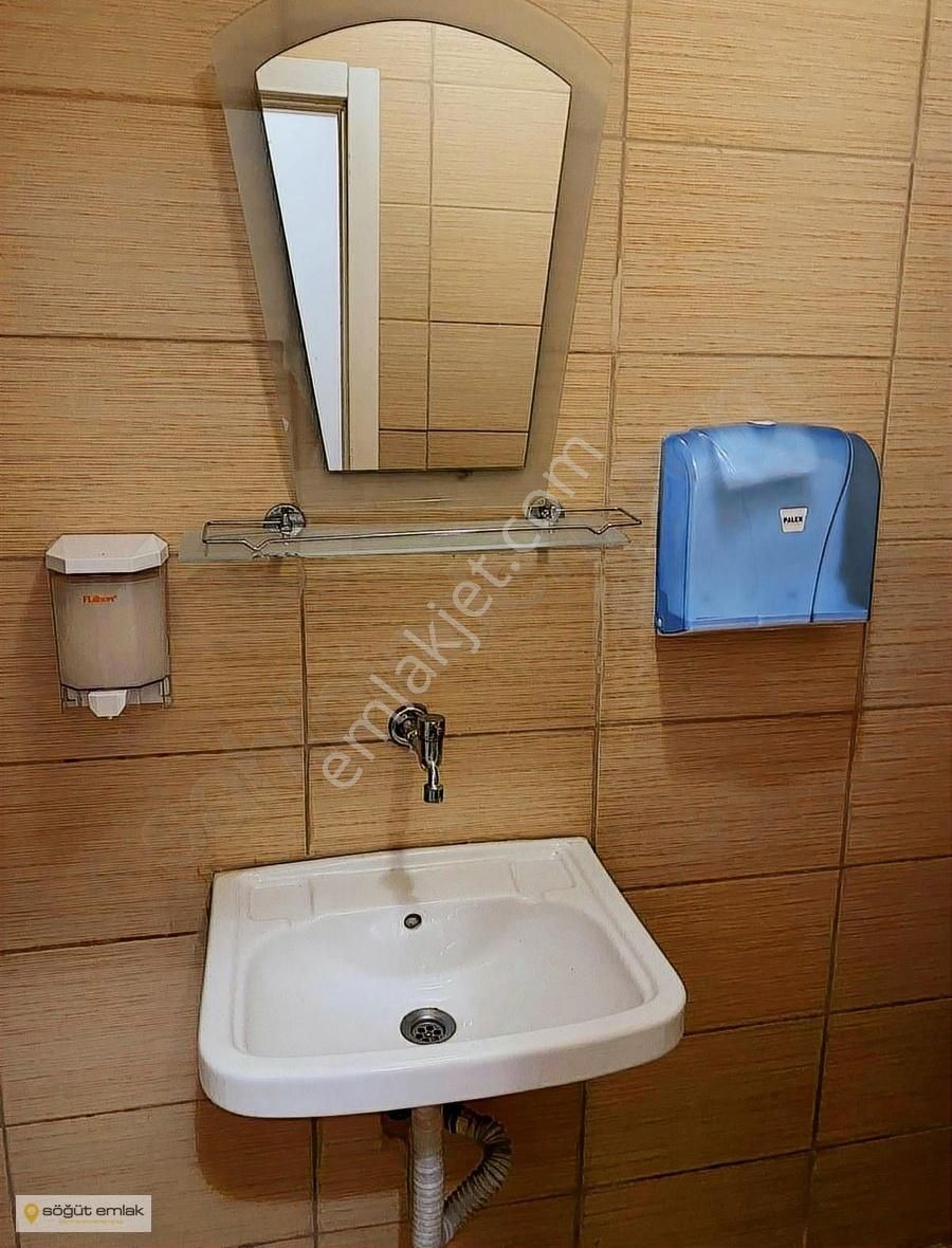 Kadıköy Hasanpaşa Cadde Üzerin Kiralık Ofis&büro
