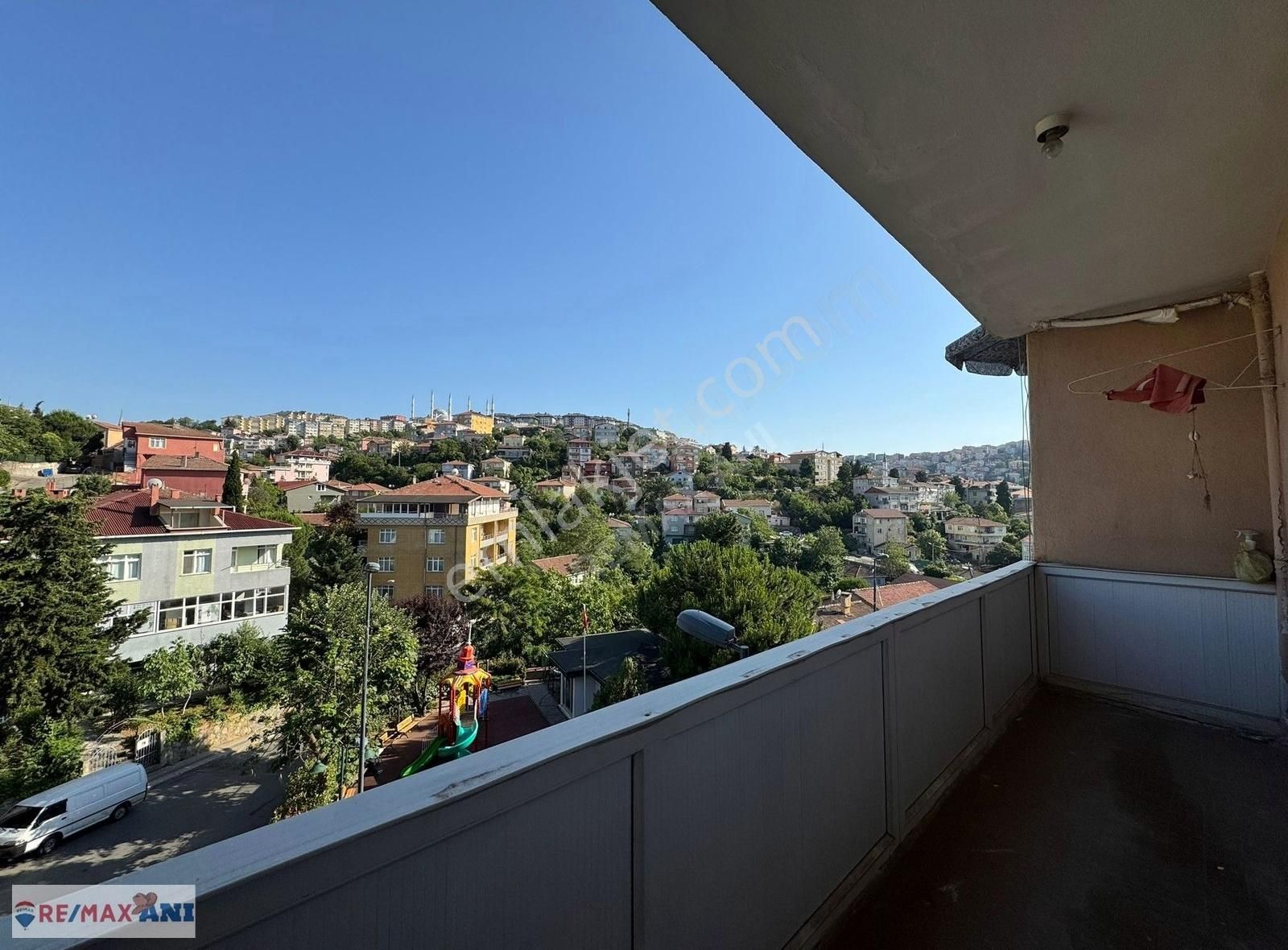 Remax Anı 'dan Güzeltepe Merkez 'de 2+1 Kiralık Daire