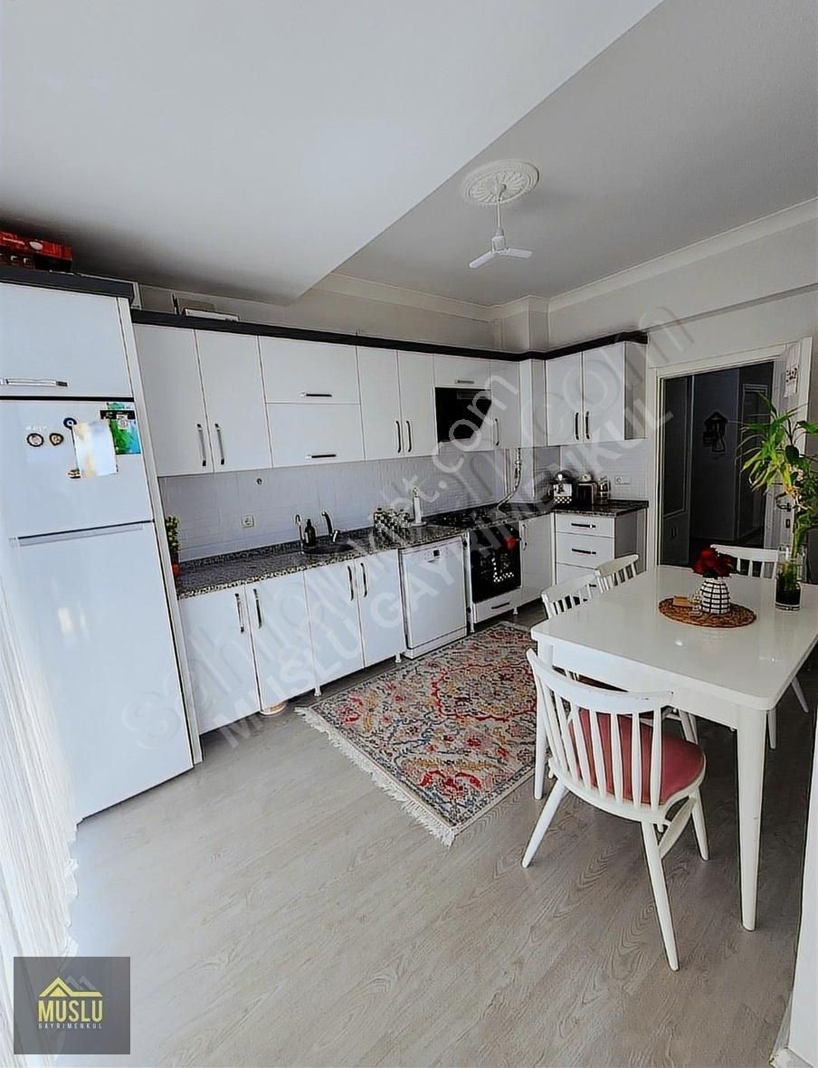 Muslu Gayrimenkulden -doğa Koleji Civarı Geniş 2+1 Satılık Daire