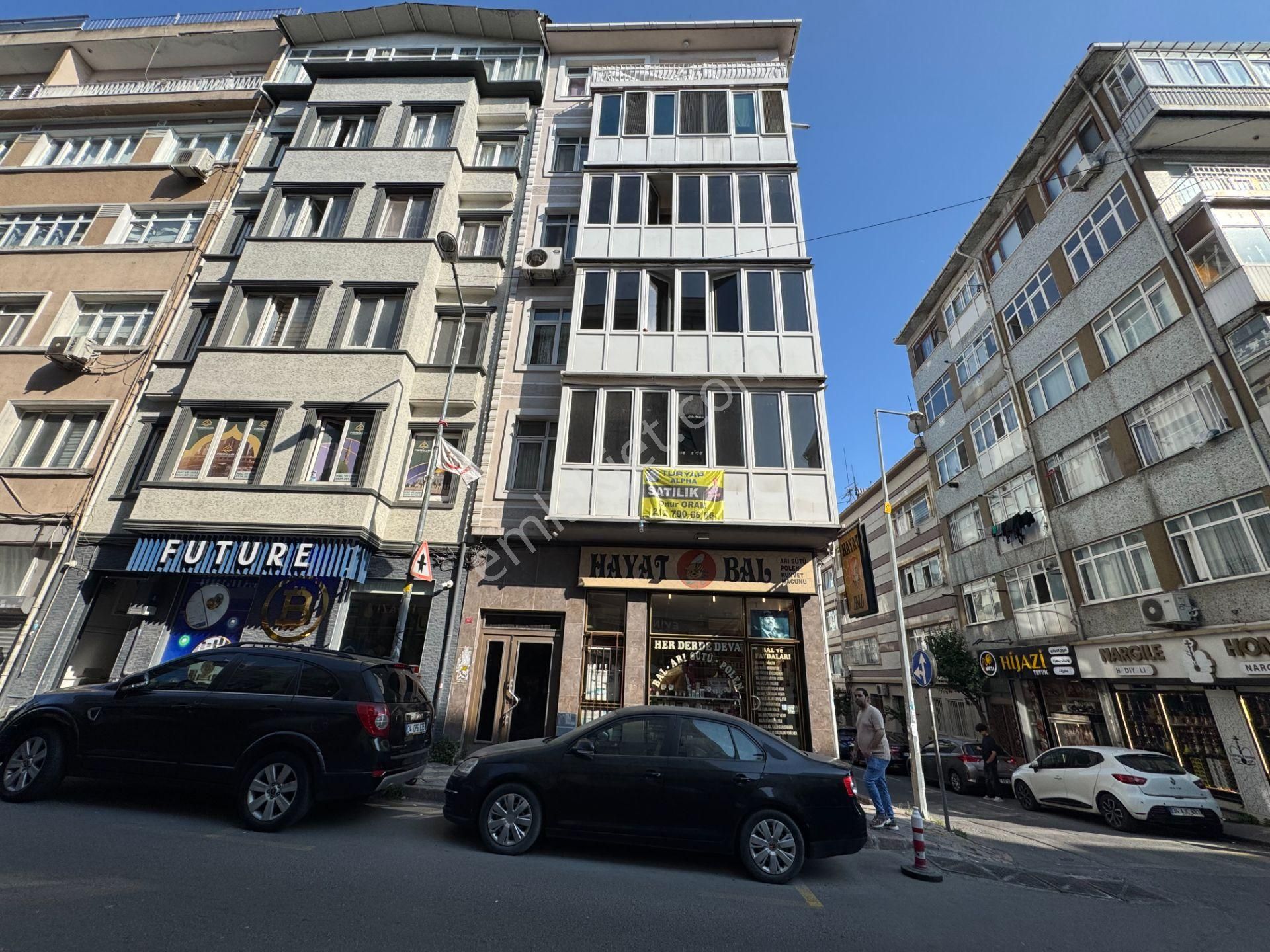 Turyap' Tan Fatih Akşemsettin Caddesinde Birinci Kat 2+1 Satılık Daire