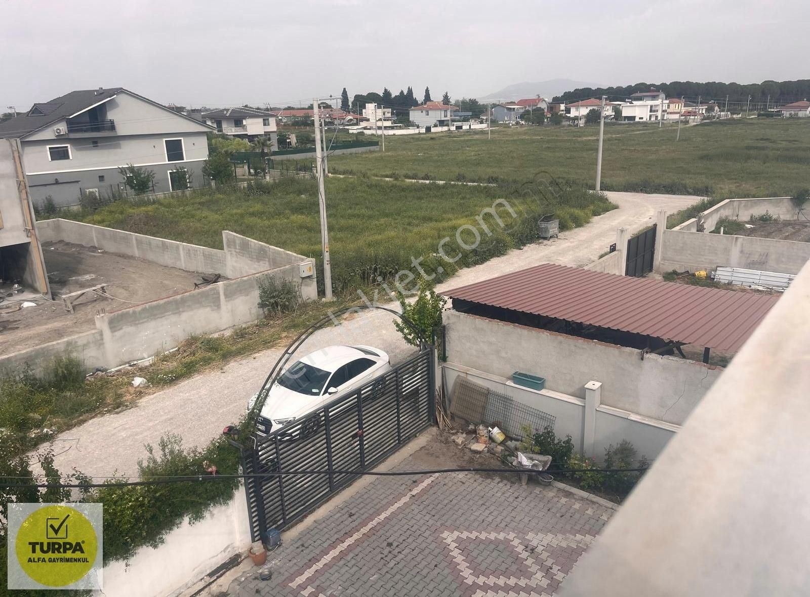 Manisa Tilkisüleymaniye'de Havuzlu Müstakil Villa ! - Görsel 24