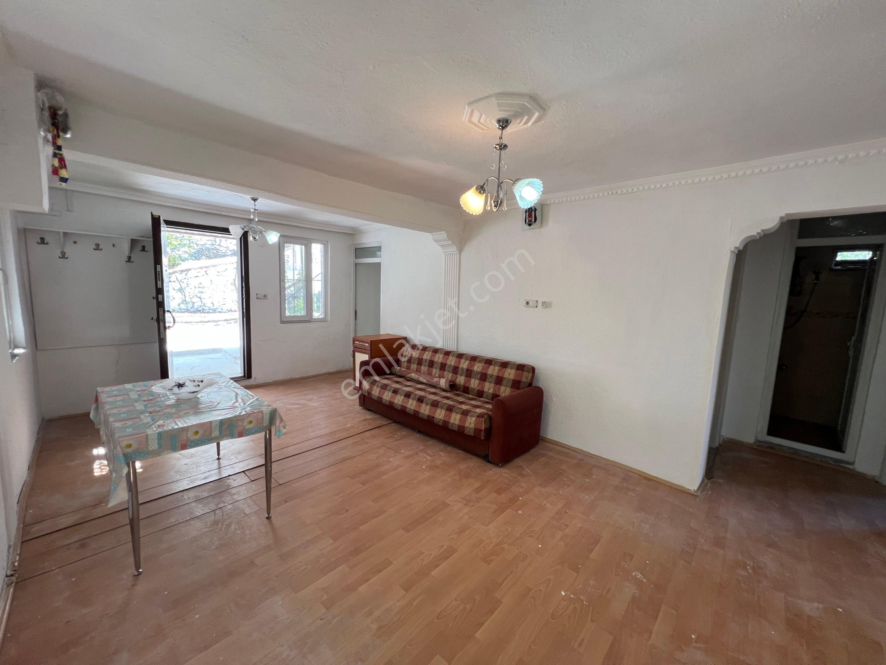 Fırsat Ev - Müstakil 10 Yıllık Bakımlı Köy Evi Milas / Muğla - Görsel 15