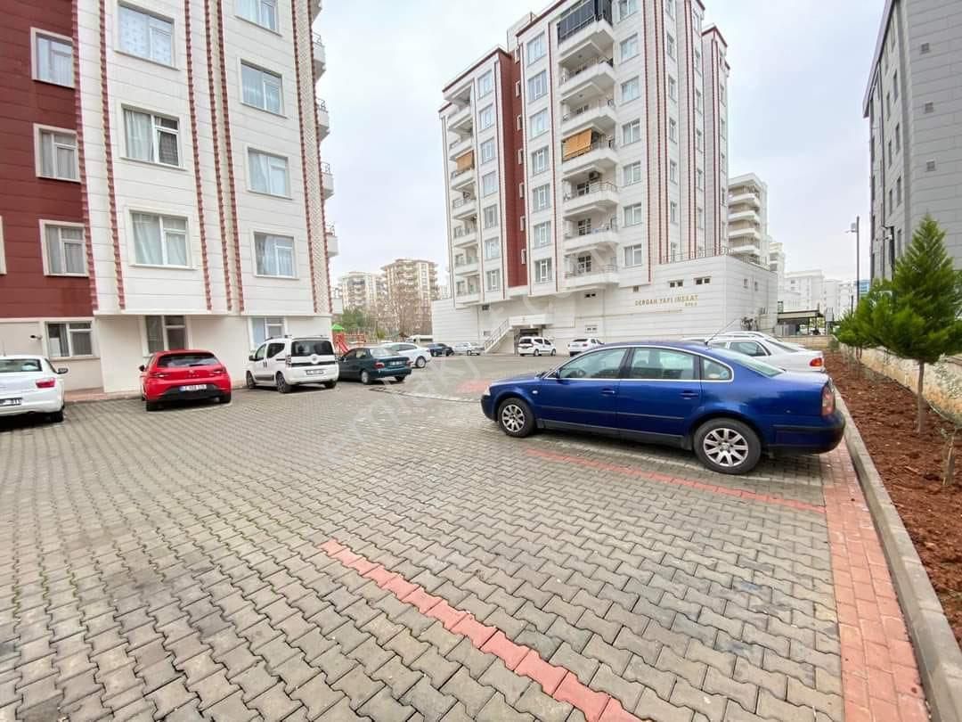 Cadde Seyrandan Satlık 3+1 Ara Kat - Görsel 2