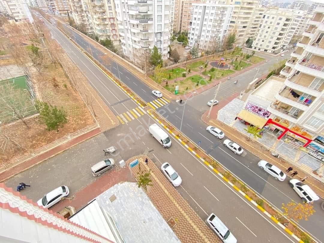 Cadde Seyrandan Satlık 3+1 Ara Kat - Görsel 10