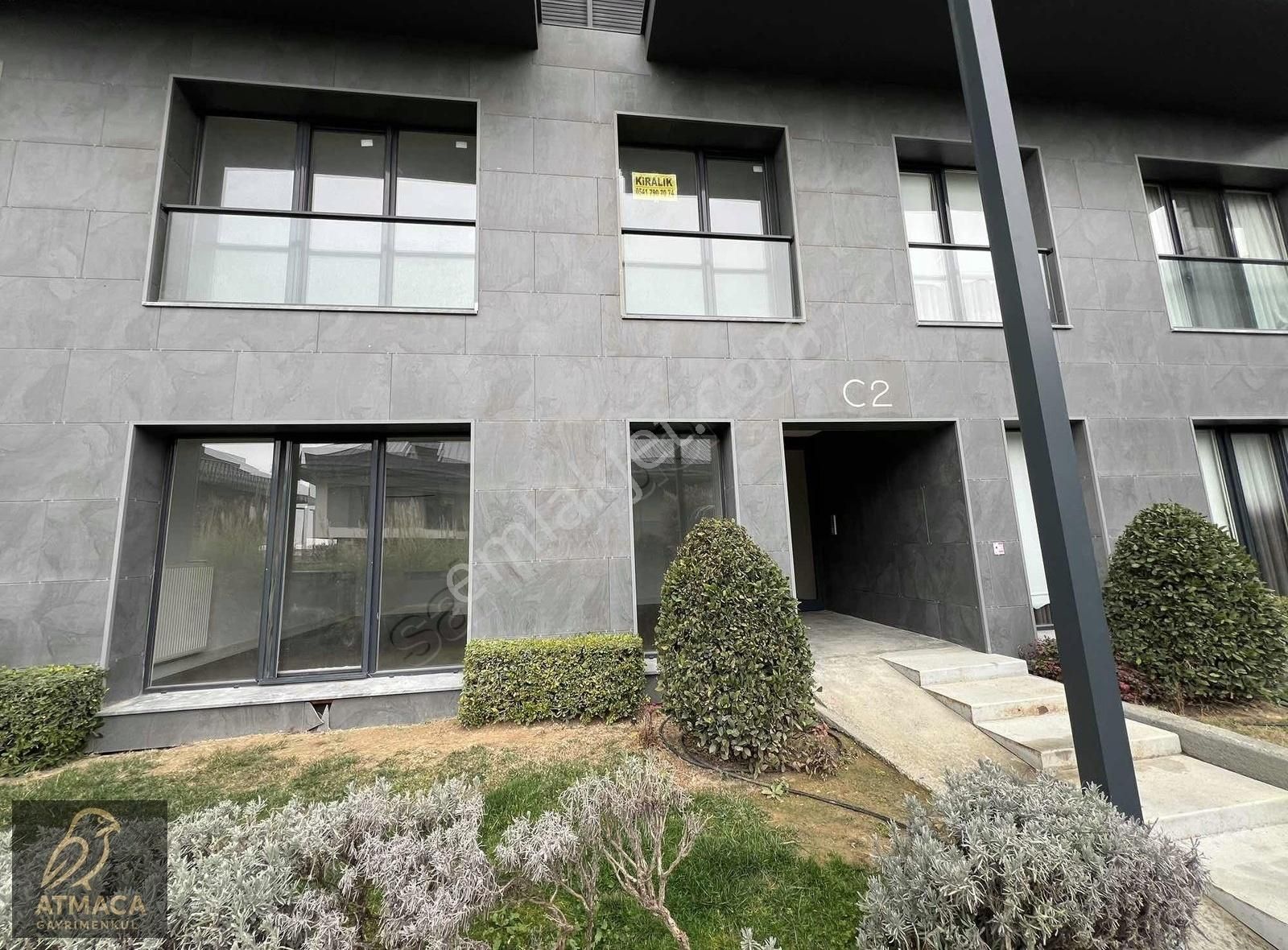 Beylikdüzü Liv Marıne'de 4+1 Lüx Kiralık Dubleks Daire