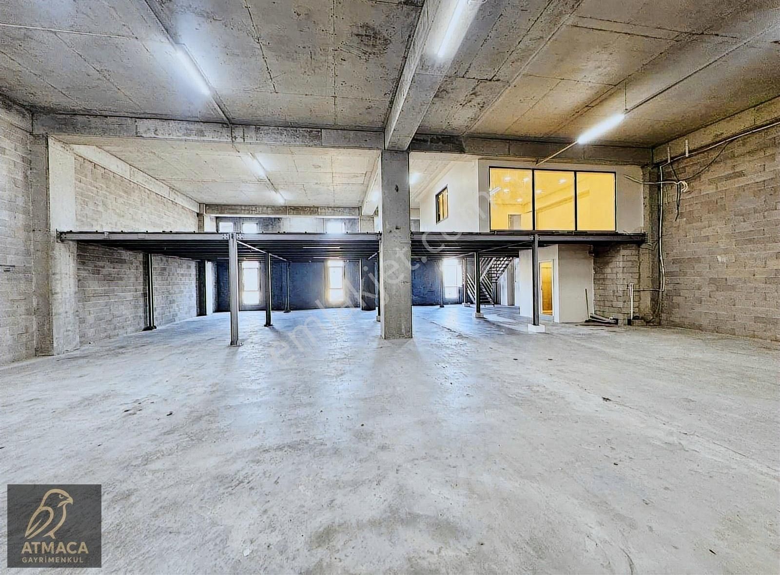 Beysan Sanayi Sinpaş İş Modern'de 900 M2 Kiralık Depo İşyeri