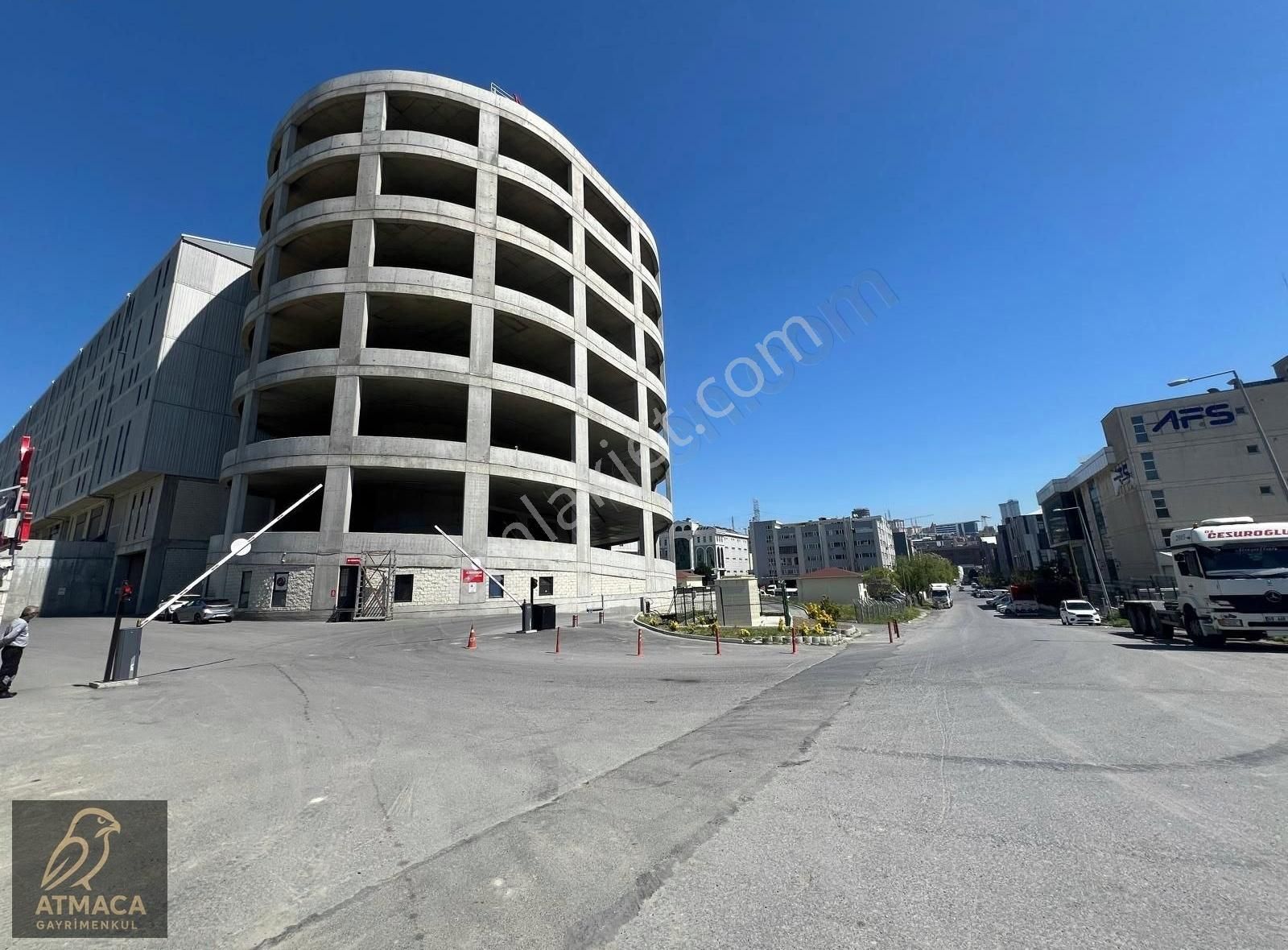 B.düzü Beysan Sanayi Sinpaş'ta 1450m2 İs Yeri