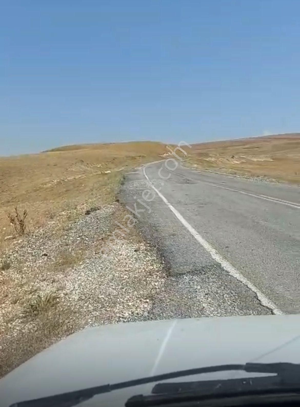 Fırsat-ges Ve Çiftliğe Uygun- Malazgirt Yoluna Cephe-kaynak Sulu