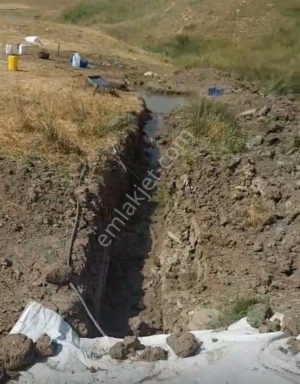 Fırsat-ges Ve Çiftliğe Uygun- Malazgirt Yoluna Cephe-kaynak Sulu - Görsel 5