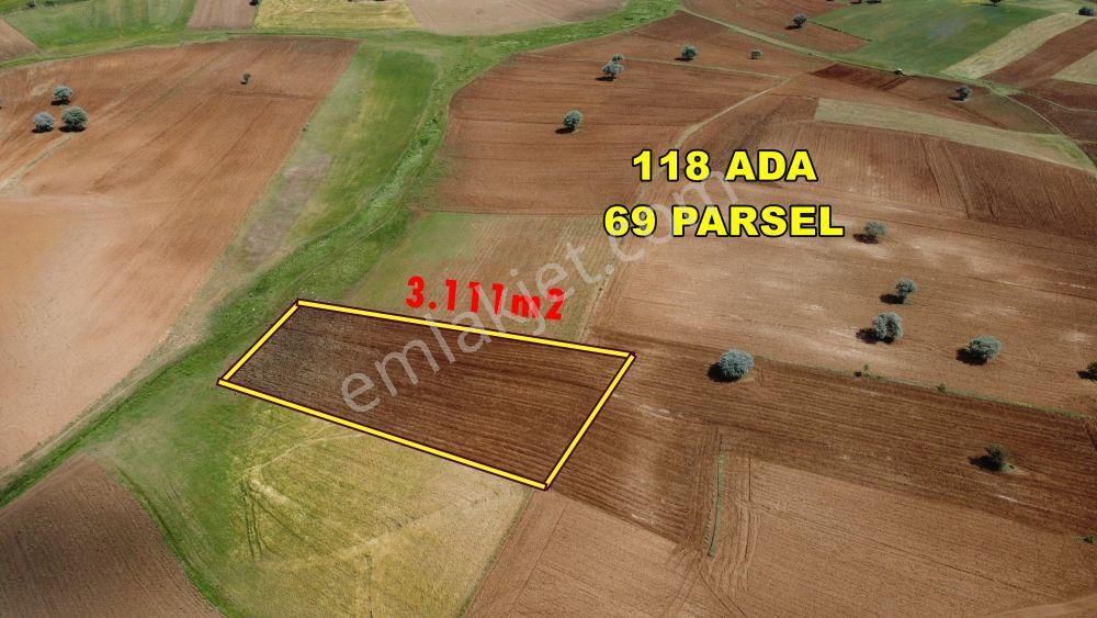 Konya / Beyşehir / Yenidoğan Mahallesinde 3.111 M² Müstakil Tapulu Arazi