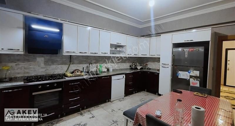 Akev Gayrimenkul'den Ay Yapı Sitesinde Geniş 4+1 Daire - Görsel 27