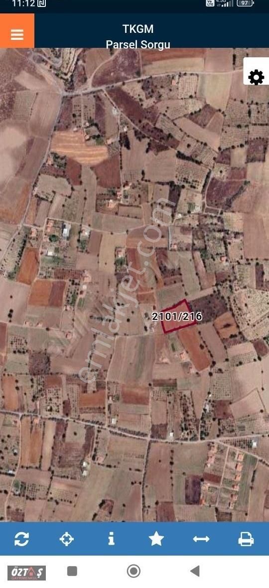 Süksün Cumhuriyette 4961 M2 Lik Tek Tapulu Bağ