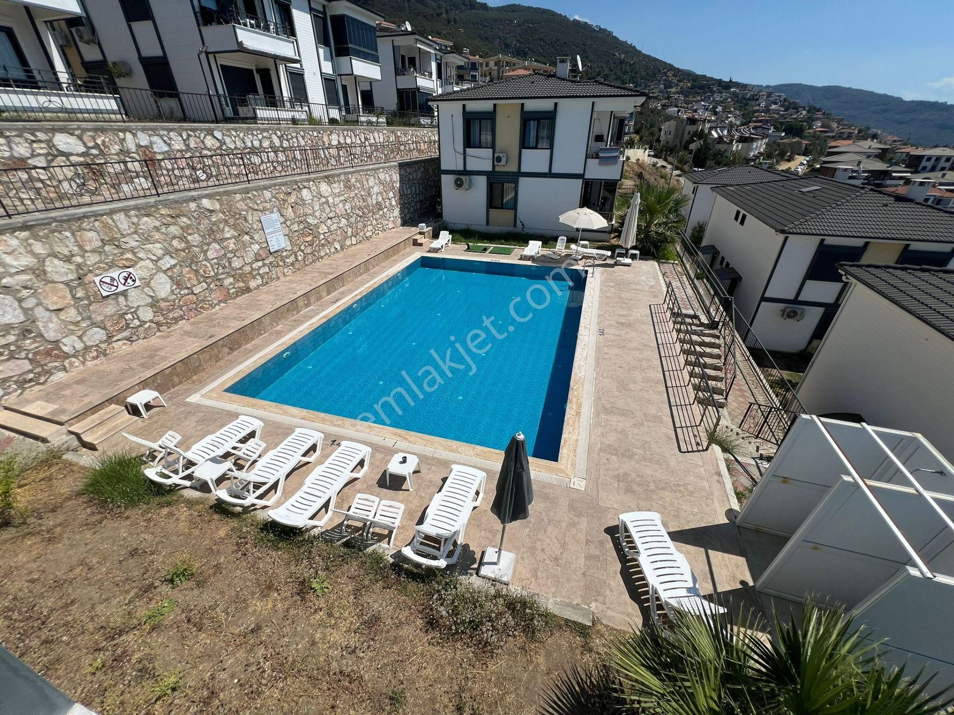 Fırsatttt Cemre Emlaktan Full Deniz Manzaralı Villa