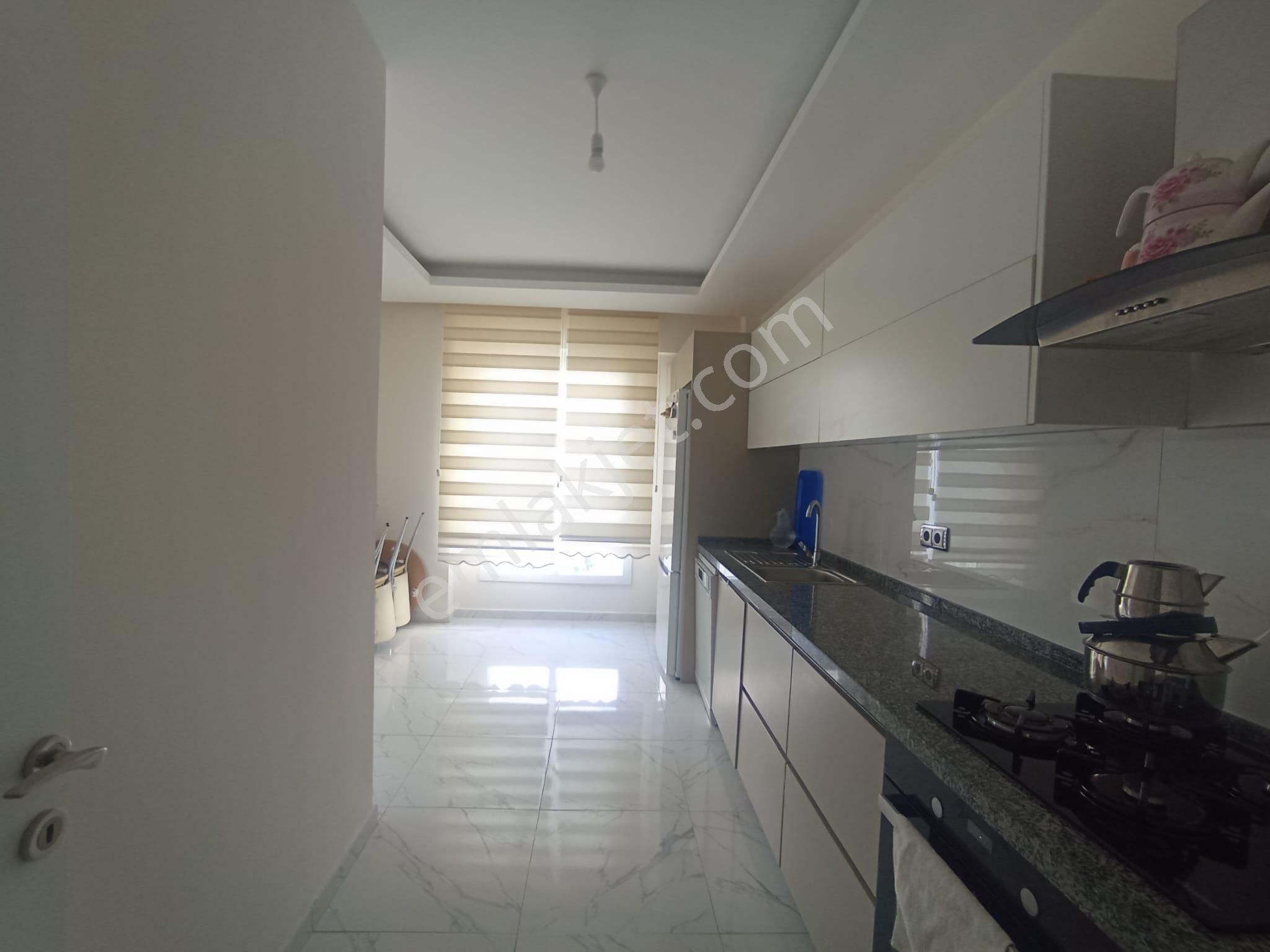İldem Suat Altın Goldencenter-3 Te Avm Yakını Satılık Lüks Daire