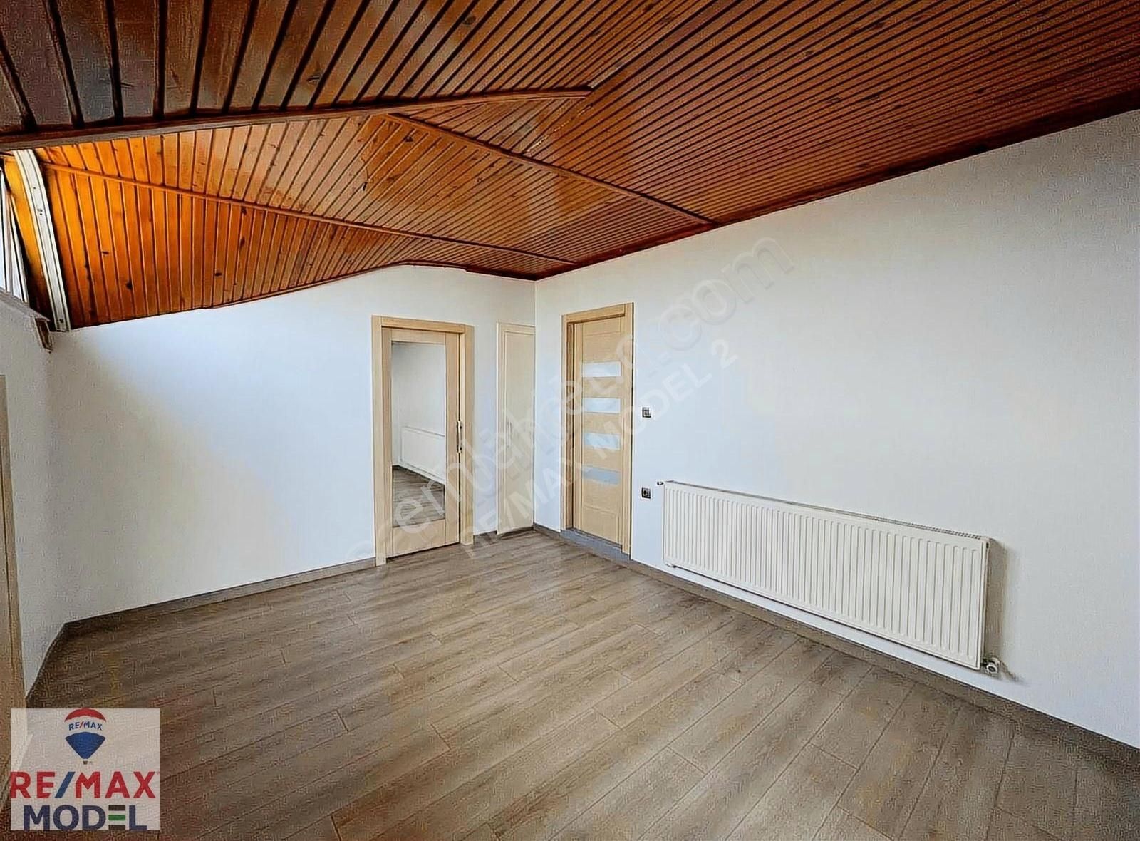 Remax Model Denizli'den Çamlık'ta Satılık Dubleks Daire - Görsel 13