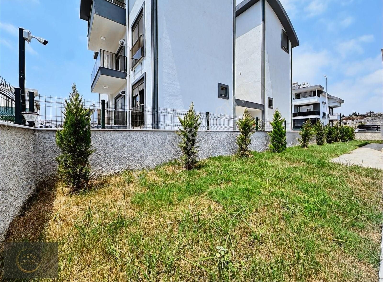 Ilıcada Merkezi Konumda Lüks 3+1 Havuzlu Dubleks Sıfır Daire - Görsel 8