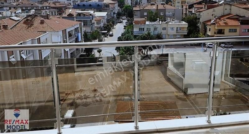 Remax Model'den Kuşpınar Mahallesi'nde 138m2 3+1 Kiralık Daire