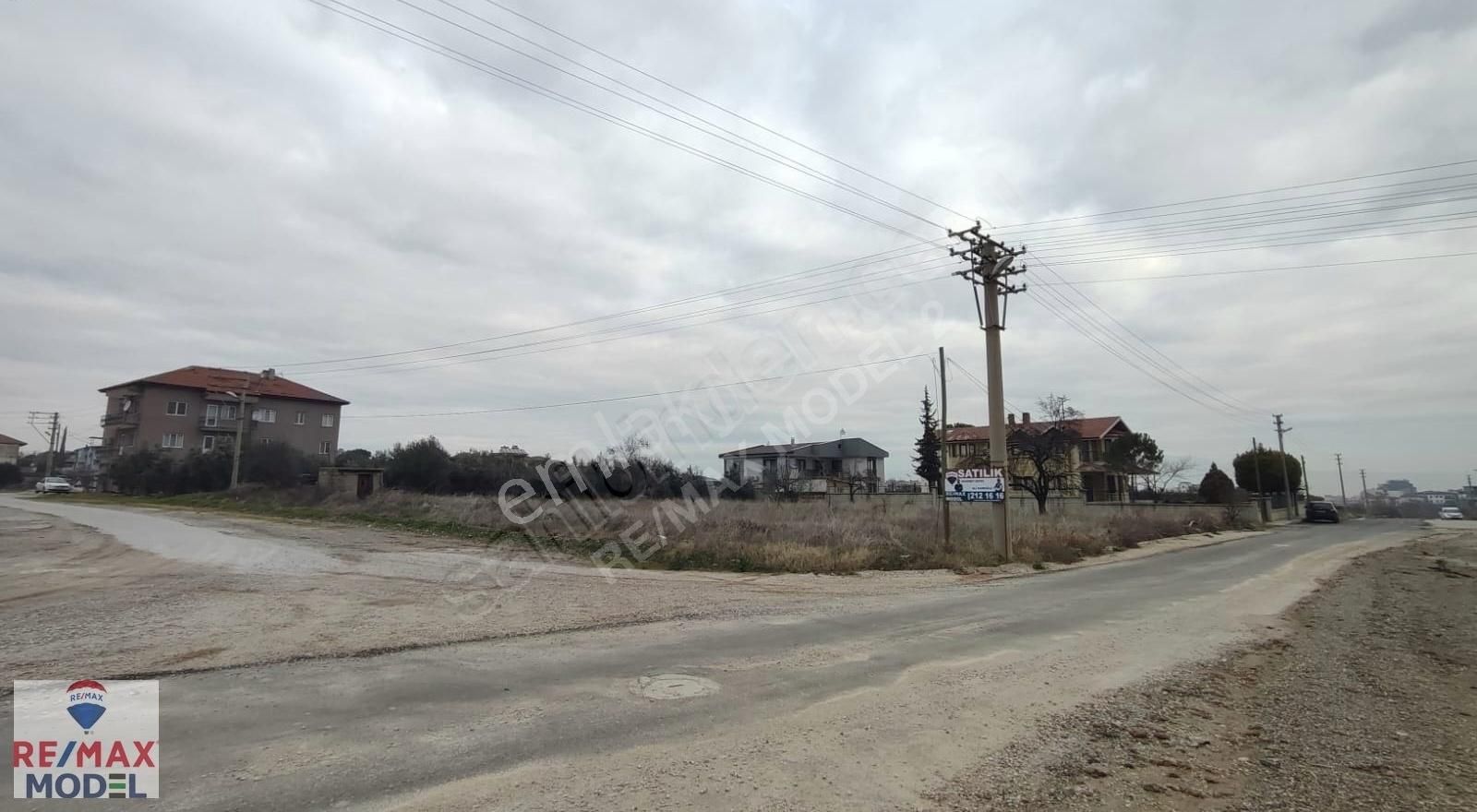 Koşu Yolu Altı Şirinköy Yolu Üstü Satılık Villa Arsası