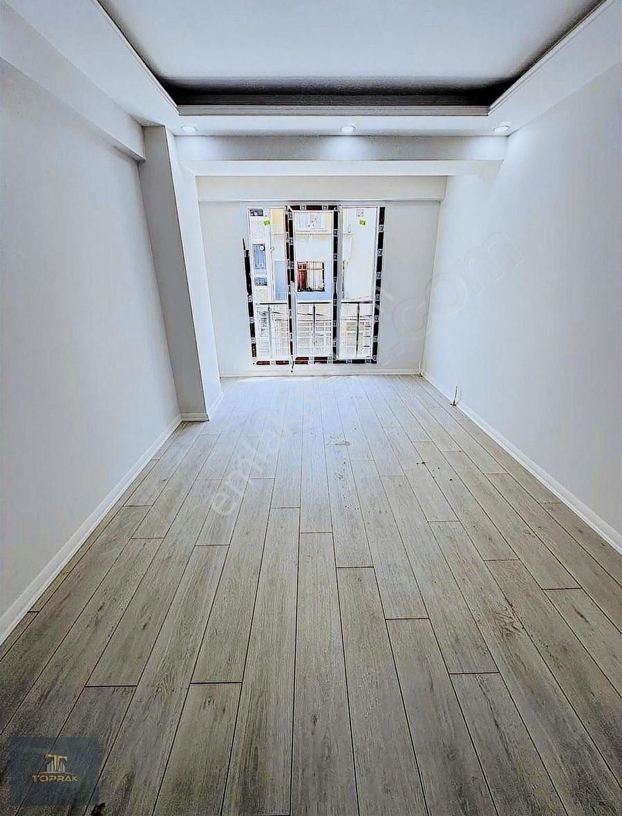 Namık Kemal Mahallesinde Satılık 2+1 Daire