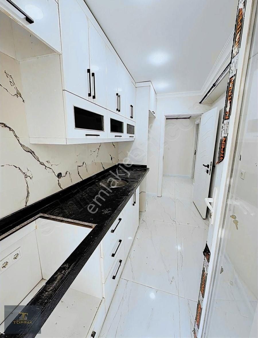 Namık Kemal Mahallesinde Satılık 2+1 Daire - Görsel 7