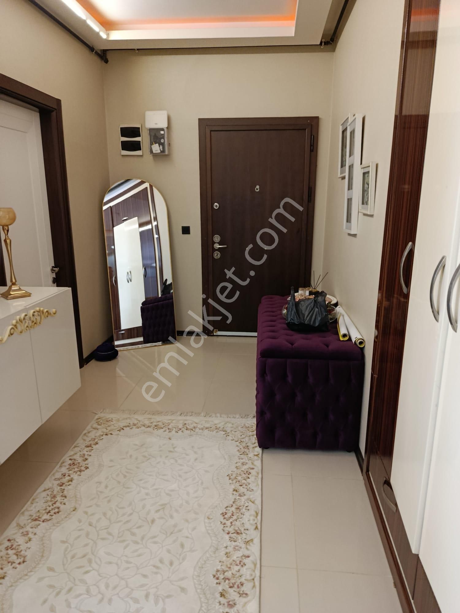Beylikdüzü Satılık Adakent'te 2+1 Rezidans