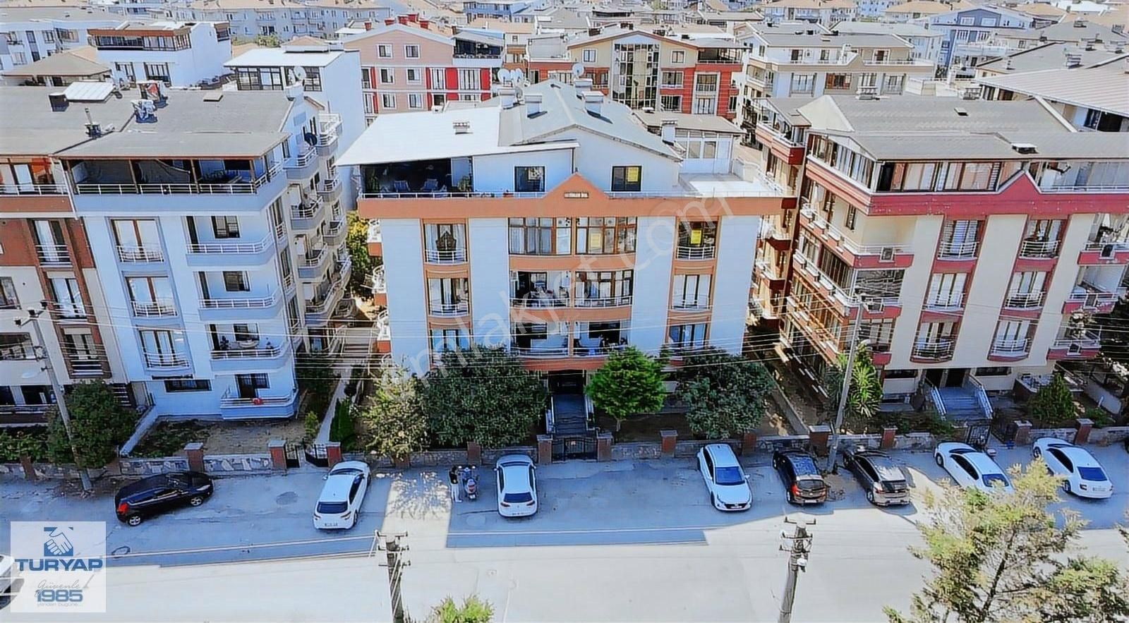 Yalova Merkez Gop Mahallesi'nde Satılık 3+1 Yüksek Giriş Daire