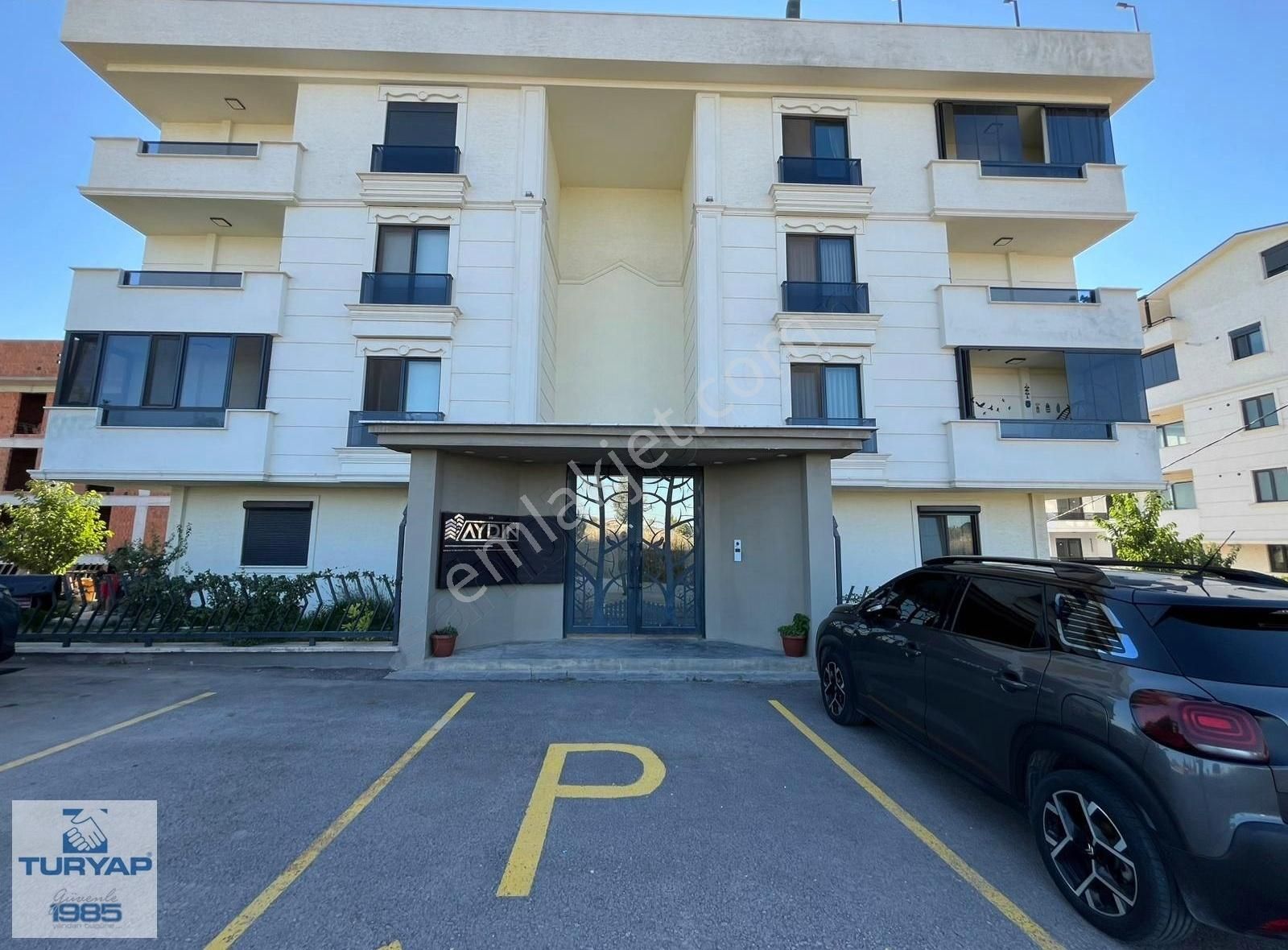 Çiftlikköy Bayraktepe De Deniz Manzaralı 3+1 Satılık Lüks Daire