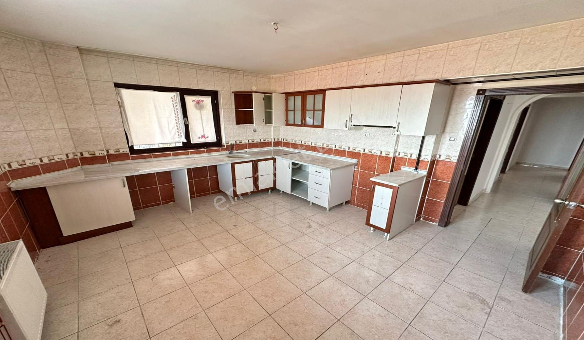 Esertepe 3+1 Katta Vadi Yakını Manzaralı %50 Kredi İmkanı