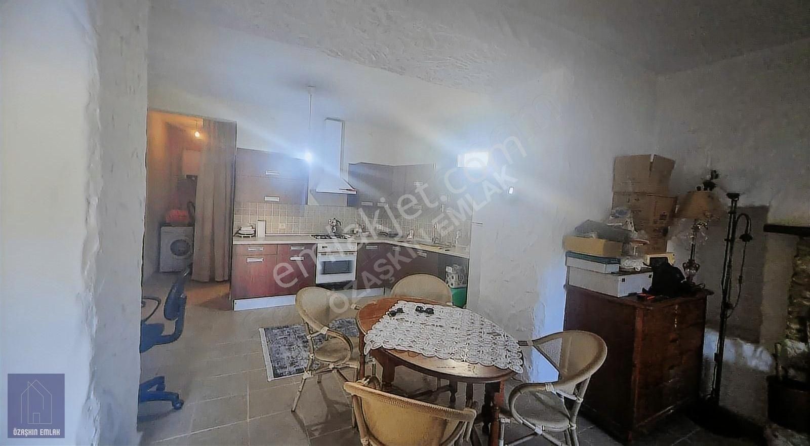 Bodrum Dereköy Merkezinde, Manzaralı Orijinal Taş Ev! - Görsel 16