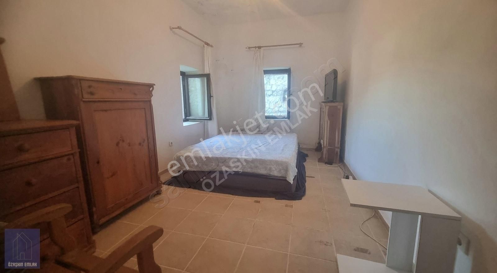 Bodrum Dereköy Merkezinde, Manzaralı Orijinal Taş Ev! - Görsel 20