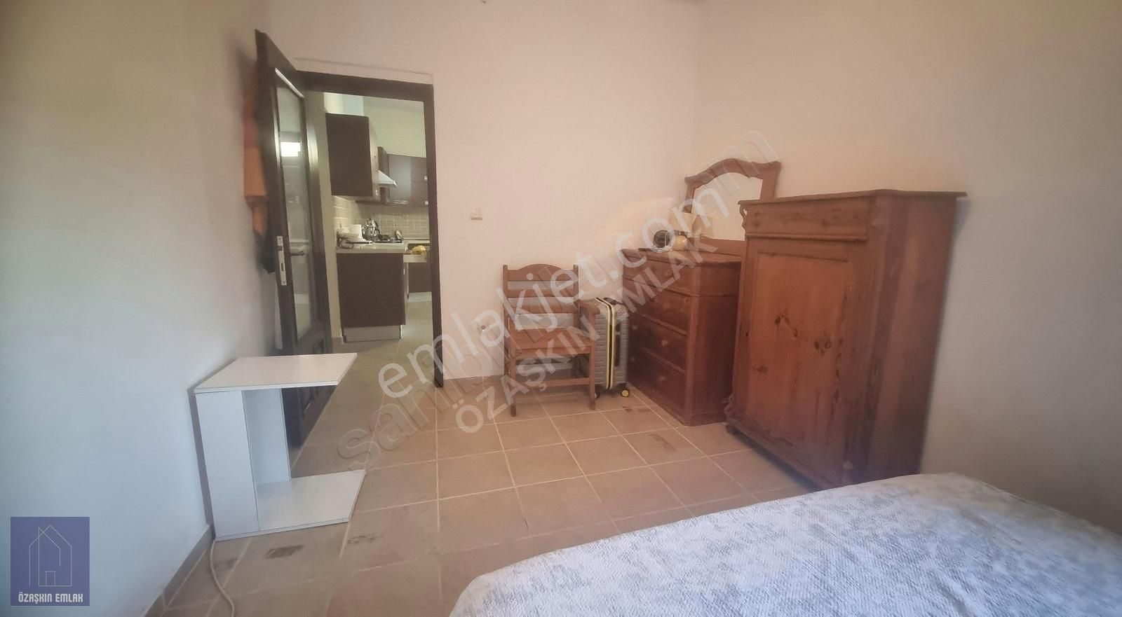 Bodrum Dereköy Merkezinde, Manzaralı Orijinal Taş Ev! - Görsel 2