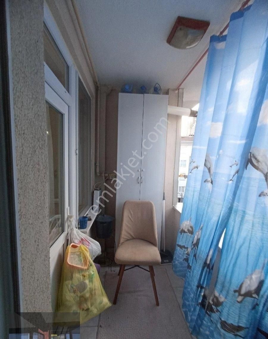 Mehterçeşme Mahallesinde 100 M2 Asansörlü Satılık Daire - Görsel 12