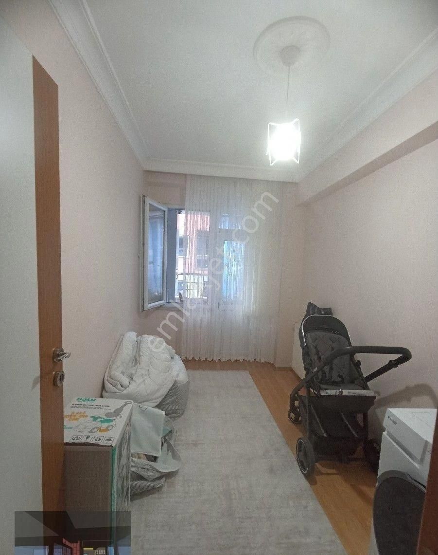 Mehterçeşme Mahallesinde 100 M2 Asansörlü Satılık Daire - Görsel 5